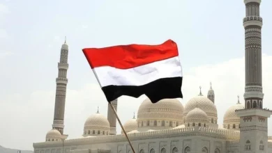 العلم اليمني يرفرف في صنعاء