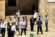 اقتحام المسجد الأقصى المبارك بحماية قوات الاحتلال