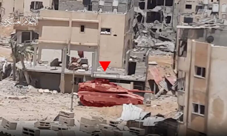 آلية للاحتلال الصهيوني في حي الزيتون في قطاع غزة