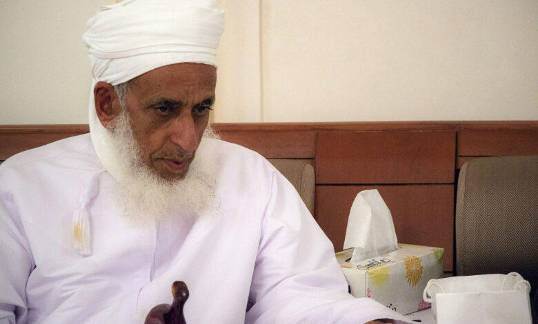 المفتي العام لسلطنة عُمان، الشيخ أحمد الخليلي